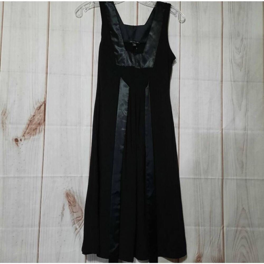 The‎ Limited Dress Ladies Small Black Sleeveless Midi